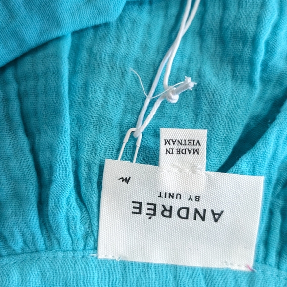 Andree By Unit Top - Picture 2 of 4